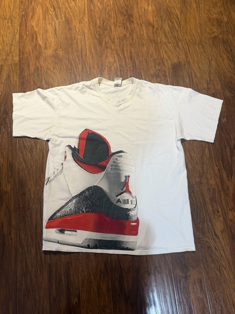 Vintage Nike Air Jordan Fire Red Cement 3 Sneaker Shoe Graphic T-Shirt Size XL
