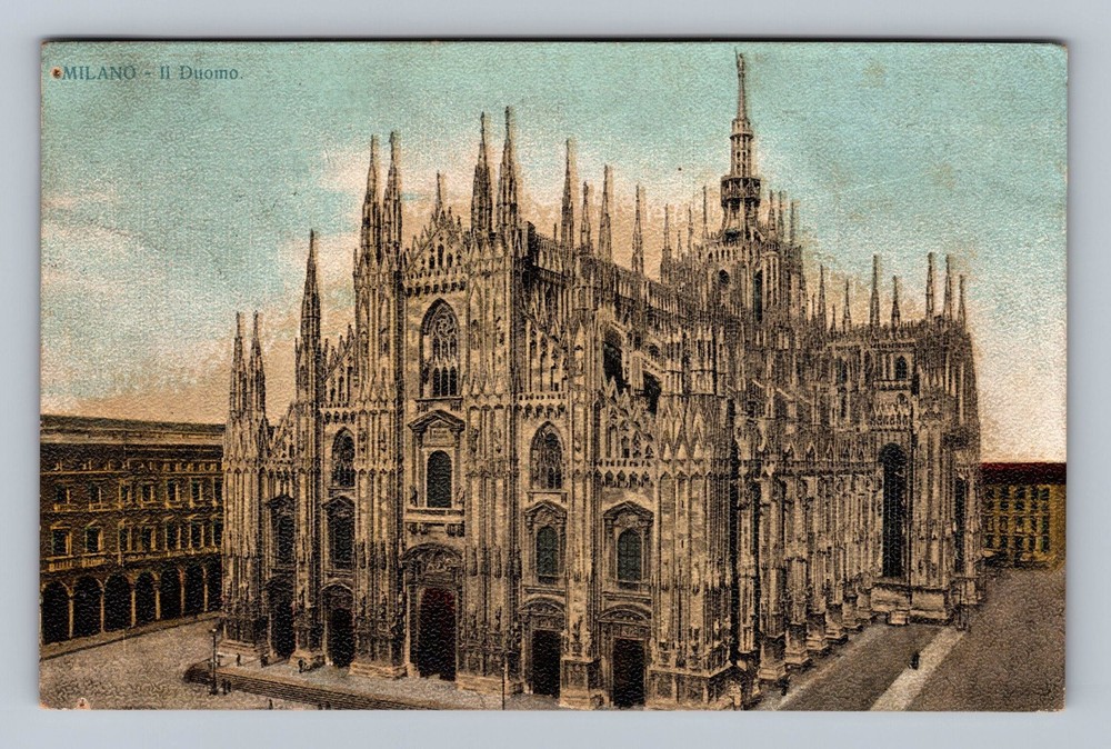 Italy- Milano The Cathedral Standard Souvenir Post Old Card PC Vintage Postcard