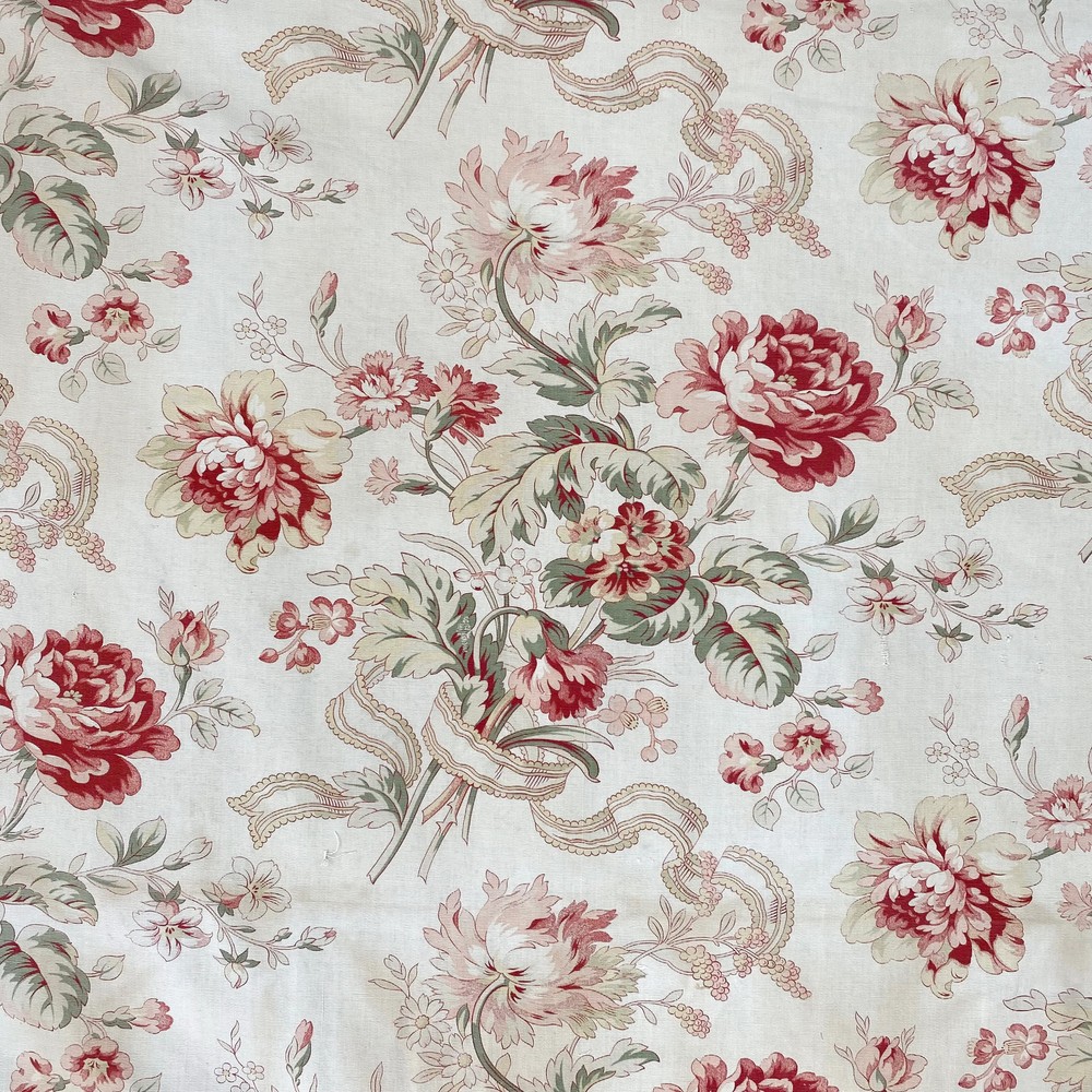 Antique faded floral print cotton large scale roses 1900 French vintage rose ro