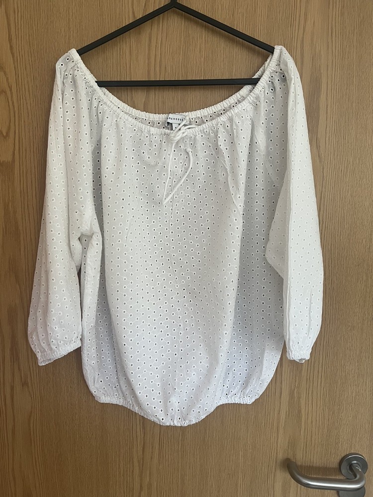Warehouse Off The Shoulder White Blouse Size 6