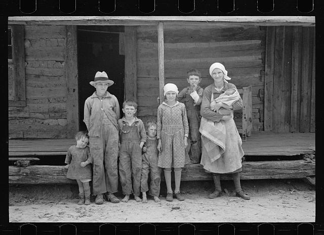 Lexington Tennessee Natchez Trace Project Family 1936 Mother Children Log Cabin