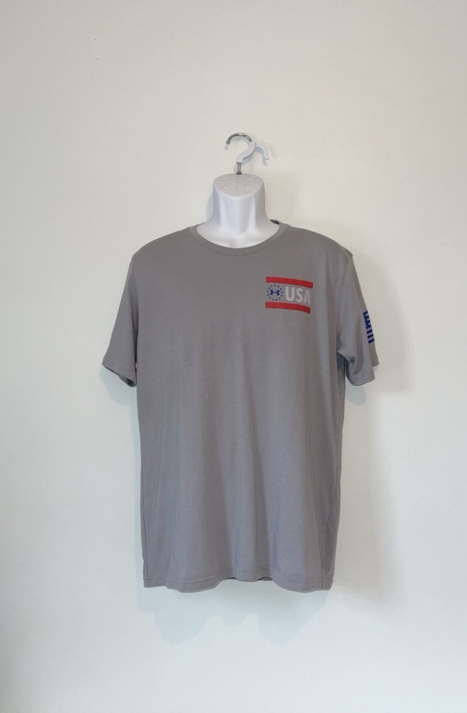 Men’s Underarmour T-Shirt Large Loose Fit Heatgear Gray Logo USA FLAG Patriotic