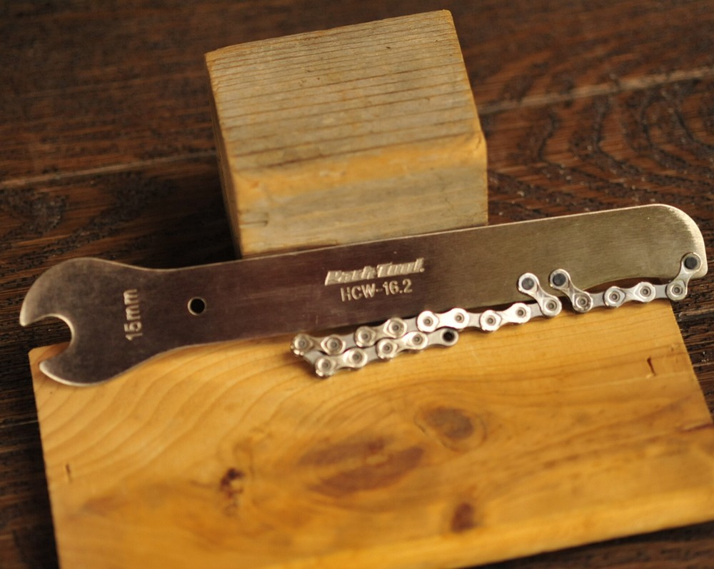 Park Tool HCW-16.2 Chain Whip Cassette Remover with 15mm Pedal Wrench