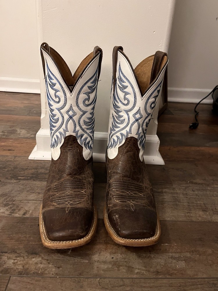 Ariat Men’s Cowboy Boots - Size 11D