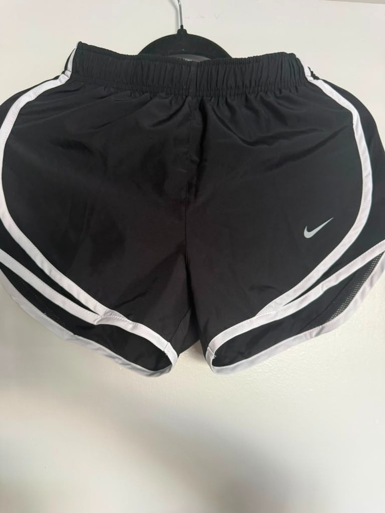 Nike Shorts Women’s XS Black Dri Fit Tempo Running Athletic Lined 831558-011