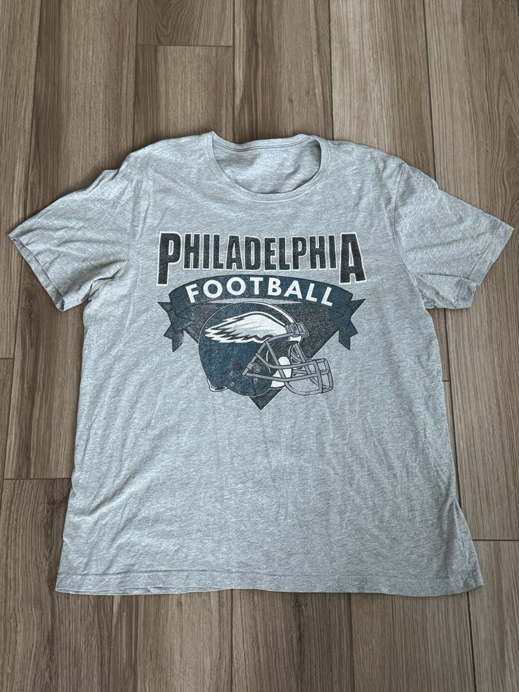 Y2K Philadelphia Eagles NFL Football Helmet Graphic Gray T-Shirt Men’s Size 2XL