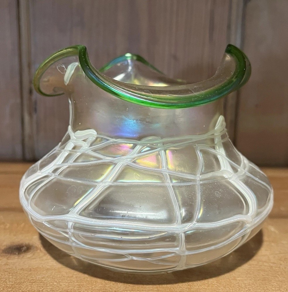 Antique Loetz Threaded Pearlescent & Green Art Nouveau Iridescent Glass  Vase