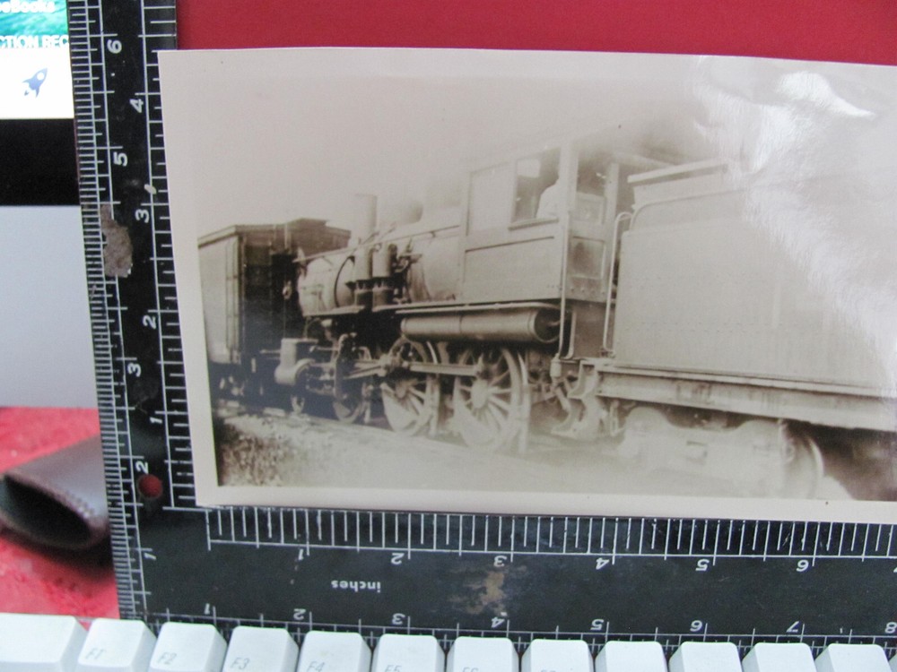 Boston & Maine Railroad 2-6-0 Locomotive #1410 B&M Rr Old Photo & Data