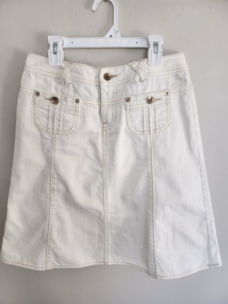 Banana Republic Women's Size 0 White Knee Length Cotton Denim Skirt with Pockets