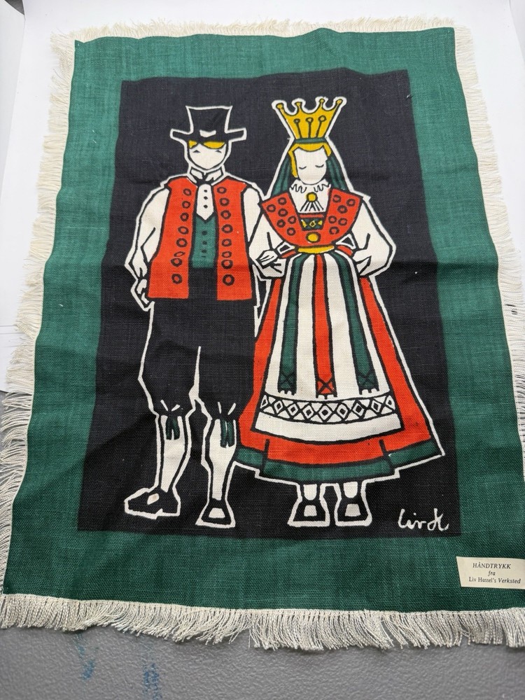 Vintage Liv Hassel's Verksted Handtrykk Scandinavian Couple Textile Wall Hanging
