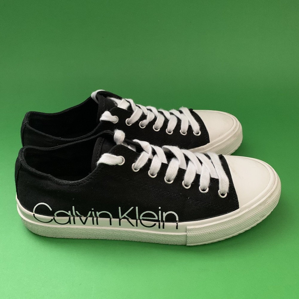 Calvin Klein Women's  Taylor Lace-Up Sneakers Size 7.5M