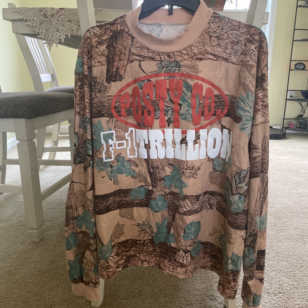 Post Malone Posty Co T Shirt unisex Large Camo F1 Trillion Graphic All Over