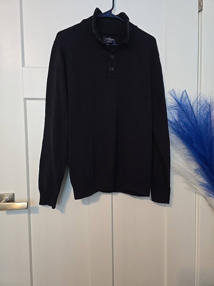 American Eagle 4 Button Men's Pull Over Sweater in Navy Blue Size L Classic Fit
