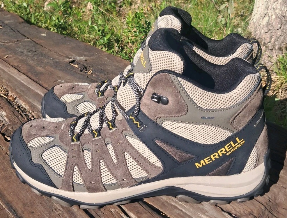 Merrell Men’s Hiking Boots Size 11.5 Accentor 3 Mid Tan Waterproof