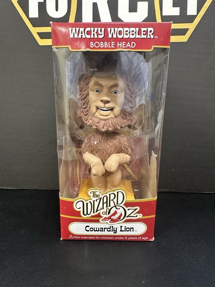 Cowardly Lion Funko Wizard of Oz Wacky Wobbler Bobble Head