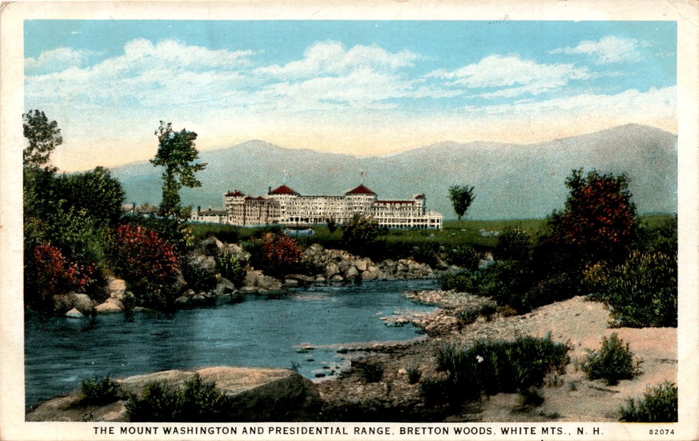 MOUNT WASHINGTON, PRESIDENTIAL RANGE, BRETTON WOODS, WHITE MTS Postcard
