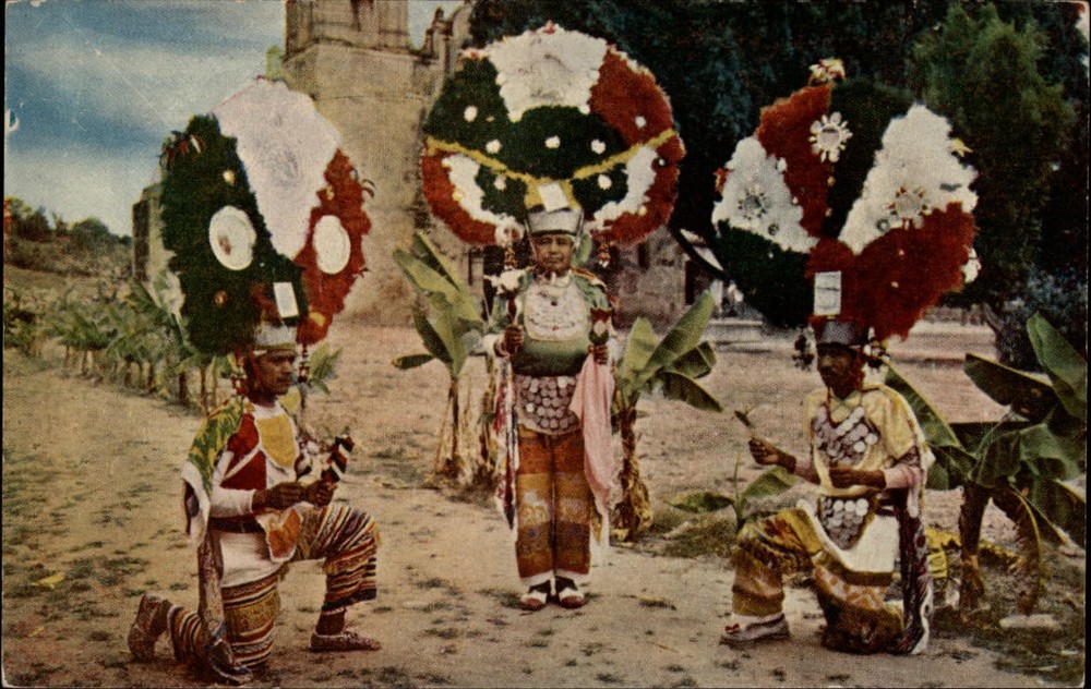 Oaxaca Mexico Plume Dancers Danzantes de la Pluma unused vintage postcard