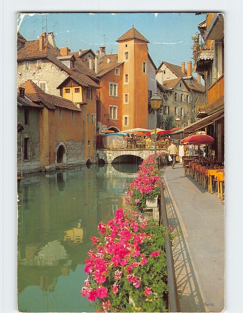 Postcard Le Pont Morens sur le canal fleuri Le Thiou Le Vieil Annecy France