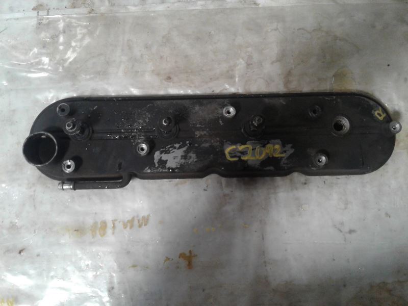 TAHOE     2005 Valve Cover 1383779