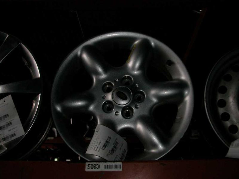 Wheel Alloy Road Wheel 17x7 1 Piece 6 Round Spoke Fits 02-05 FREELANDER 265341