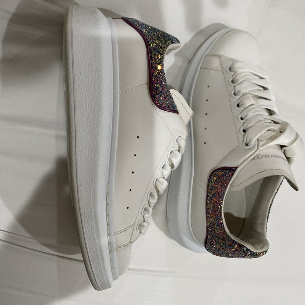 Alexander McQueen glitter Sneaker Women’s US 6 EU 36