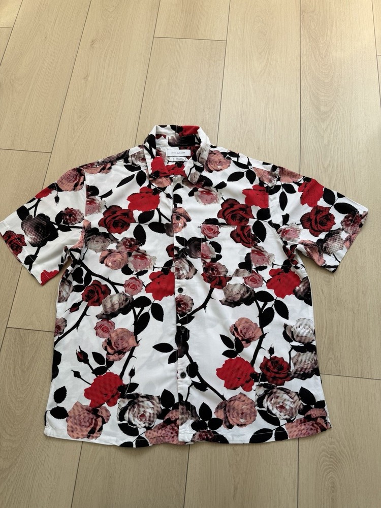 Urban Outfitters Men's M White/Red Floral Cotton/Rayon Woven Short Sleeve Shirt