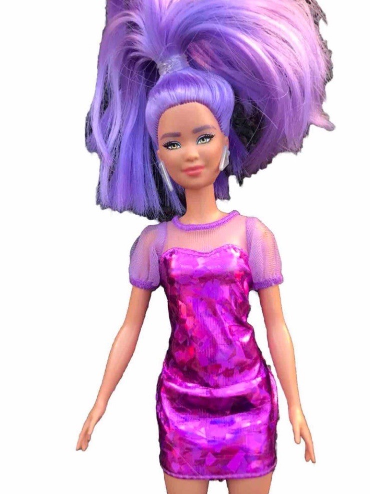 2021 Barbie Fashionistas Doll #178 Petite Long Purple Hair in Dress Kira Face