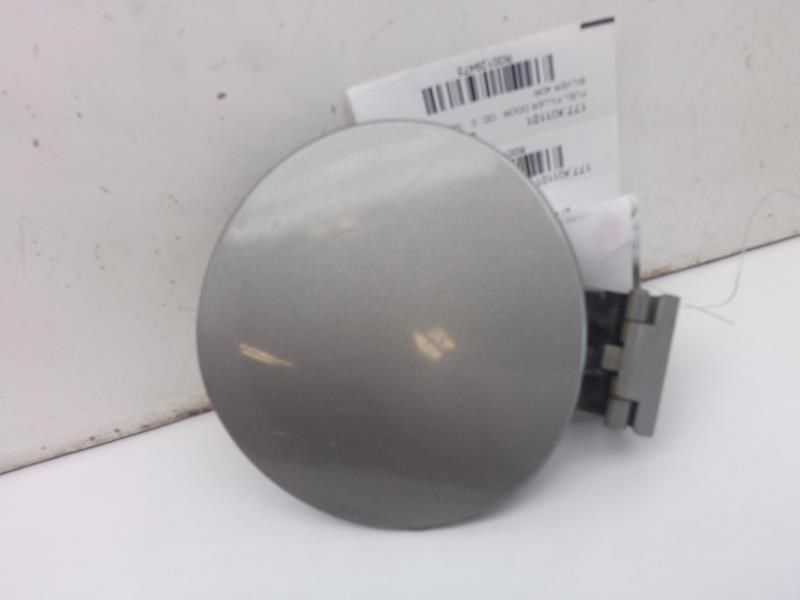 01 SPORTAGE FUEL FILLER DOOR 129473