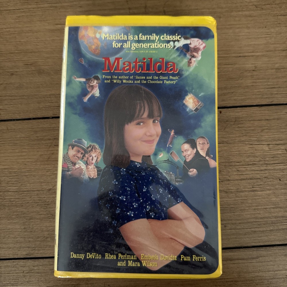 Matilda VHS 1996 Video Tape Classic 90s Kids Family Movie Yellow VTG Clamshell