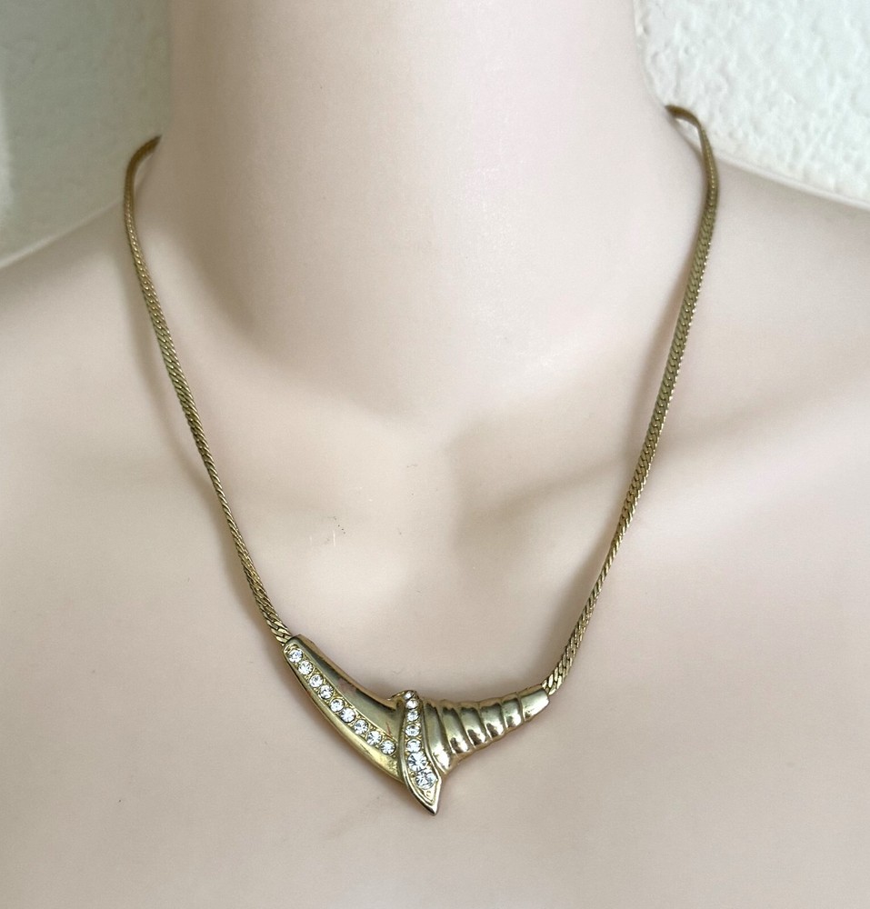 Vintage GOLD Tone with Rhinestones Pendant Chain Necklace