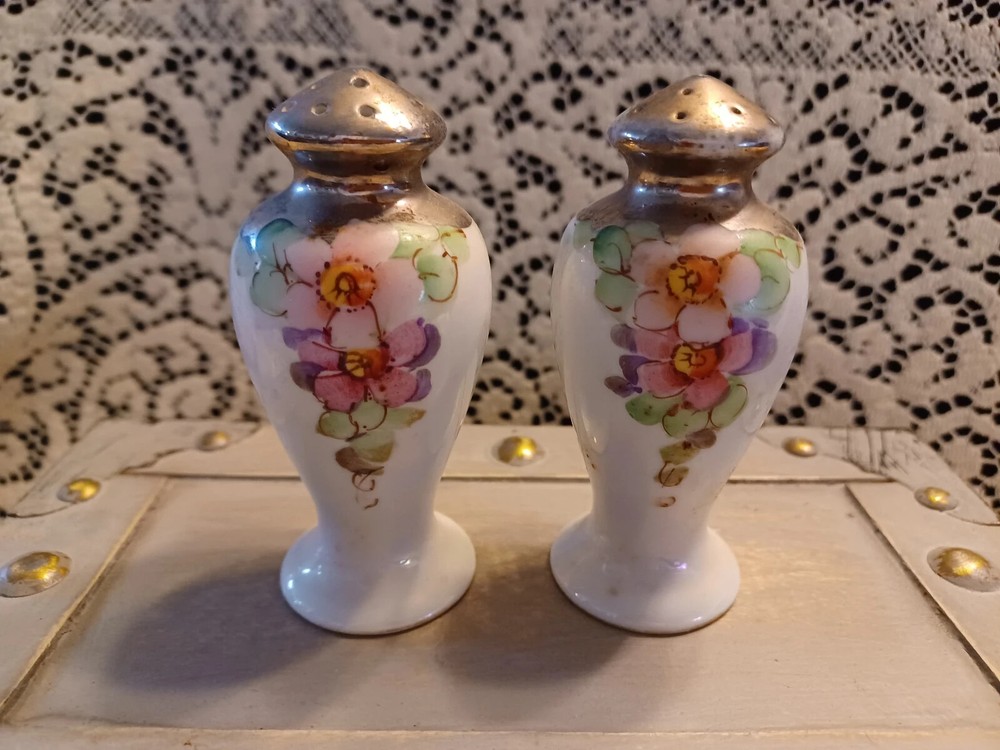 Iridescent Floral Design Vase Shaped Salt and Pepper Shakers White Silver