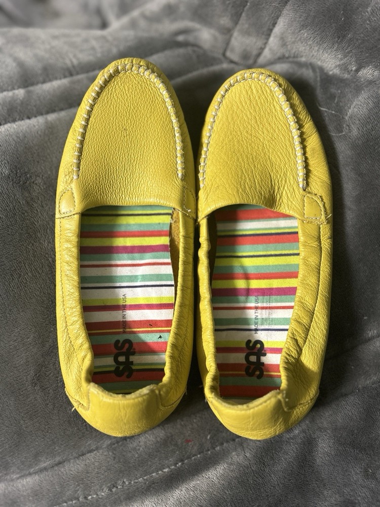 SAS Sunny Canary Yellow Leather Slip On Casual Loafers Women's 8M Comfy Cute