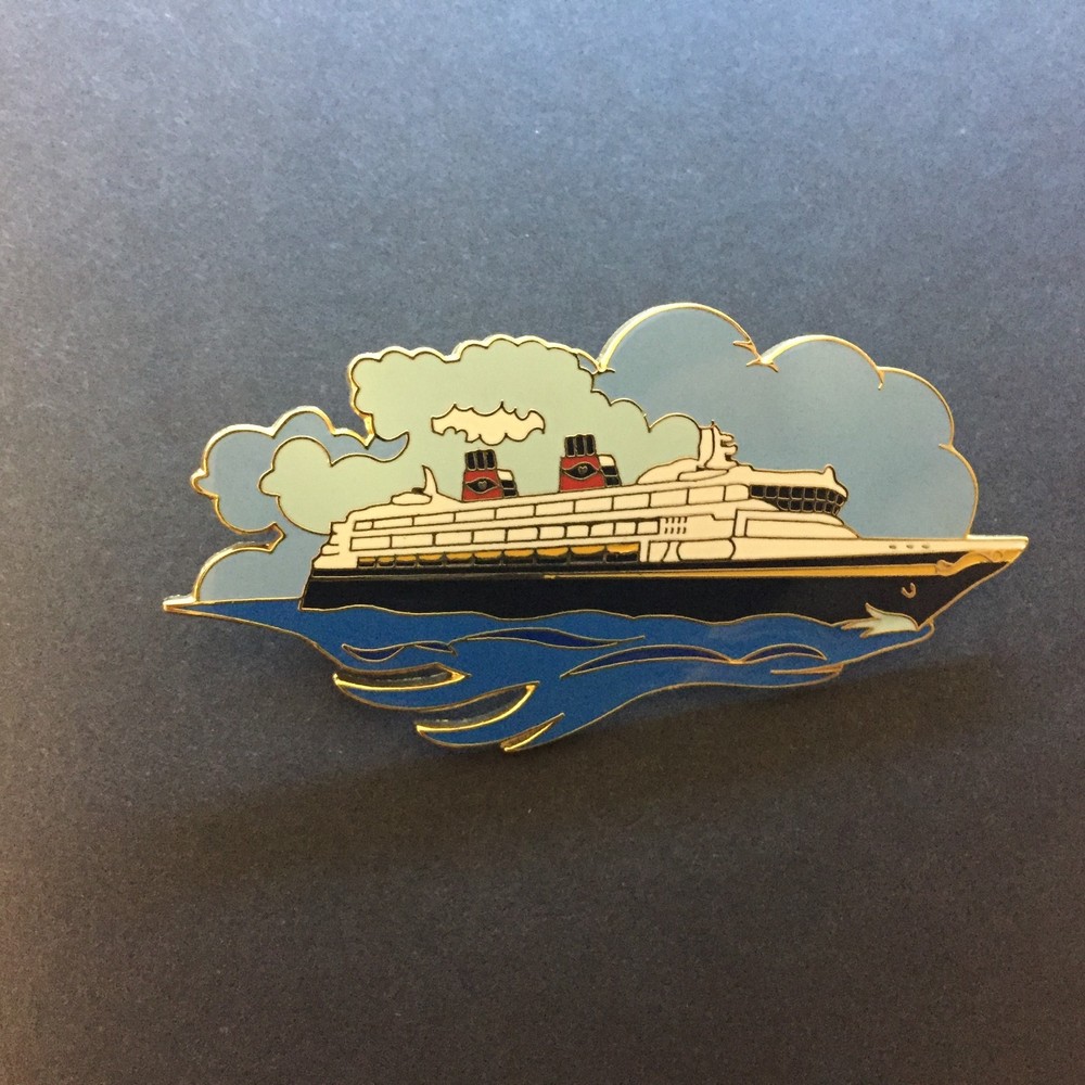 DCL - Memory Box Set Centerpiece - Ship Limited Edition 5000 Disney Pin 1474