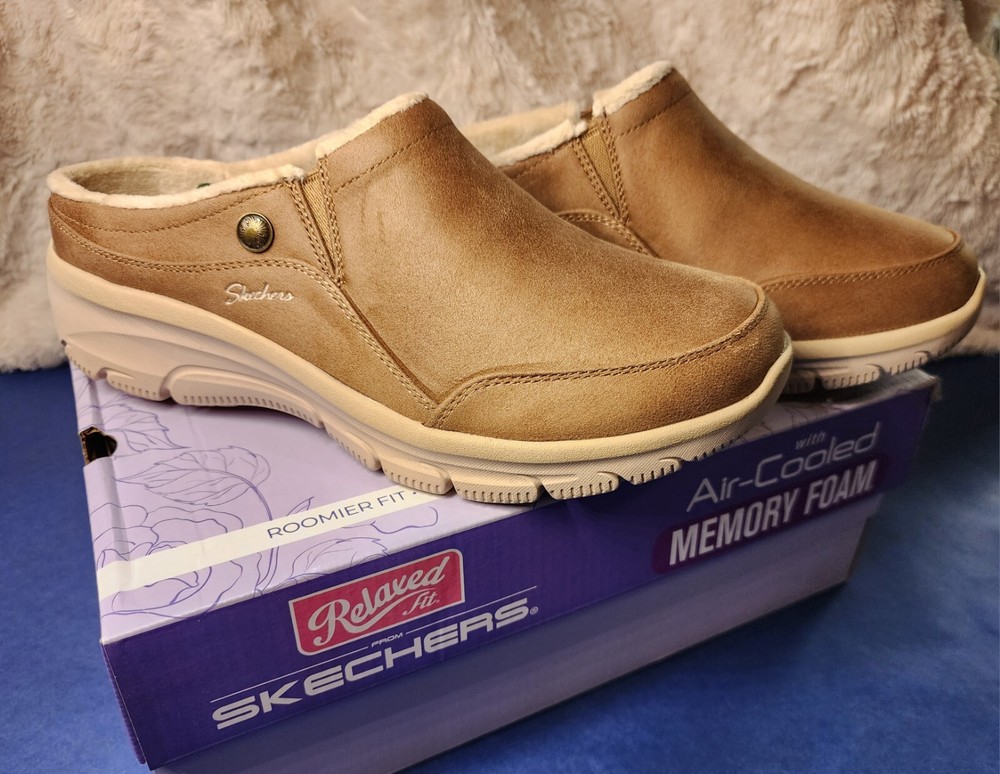 Skechers Womens Easy Going Latte 2 Tan Slip On Shoes Size 8 US New