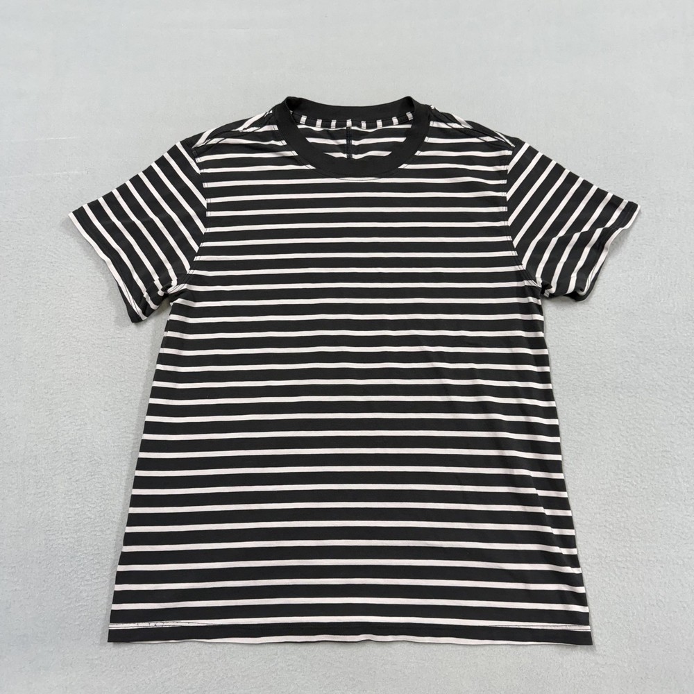 Lululemon Shirt Mens Medium Black White Striped Lightweight Logo Tee Casual Top