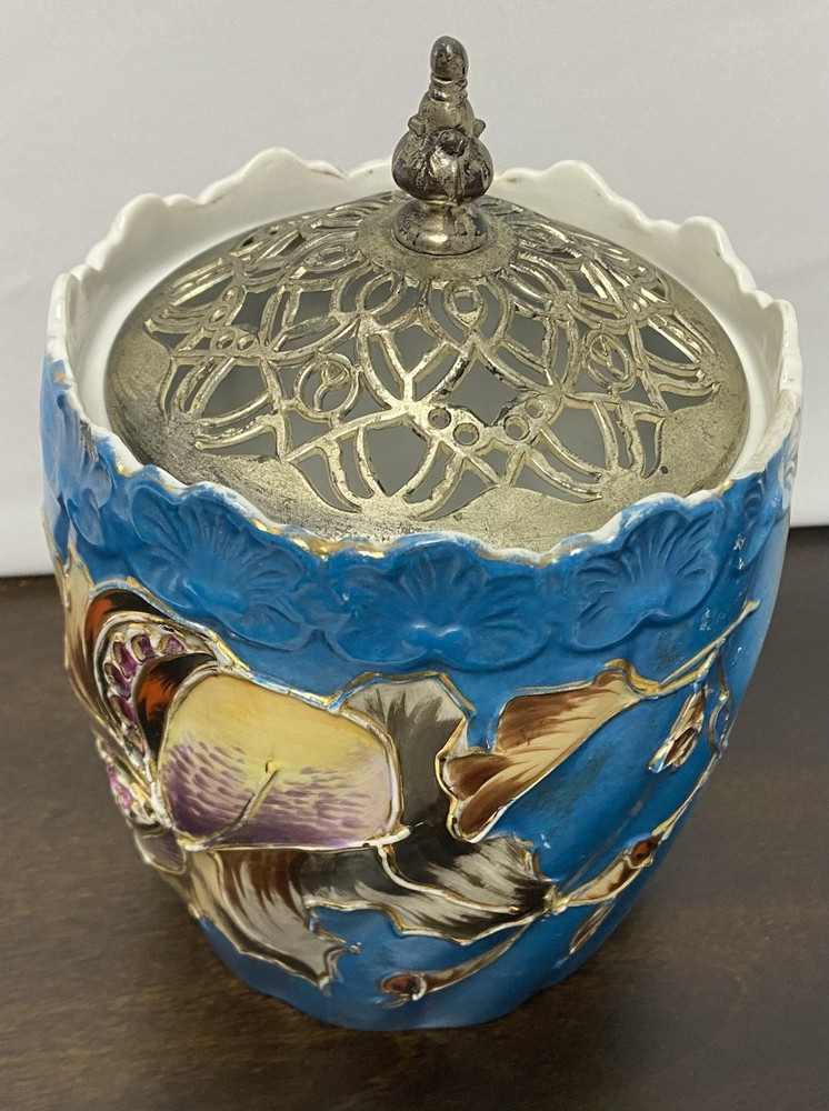 Vintage Satsuma Style Cobalt Blue & Gold Gilt Ceramic Incense Burner Jar w/ Lid