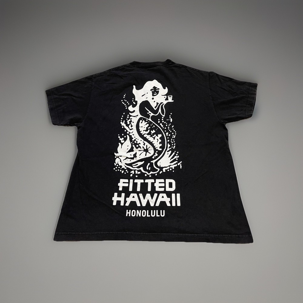 Fitted Hawai’i Mermaid Girl Black T Shirt Hawaiian Size Large