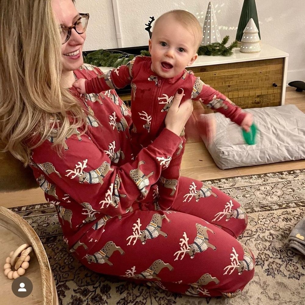 Tea collection reindeer Christmas pajamas set long pants women’s small