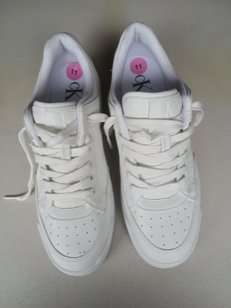 Calvin Klein Jeans Men's White Sneakers Size 11 Comfort Cushioned Lace Up Casual