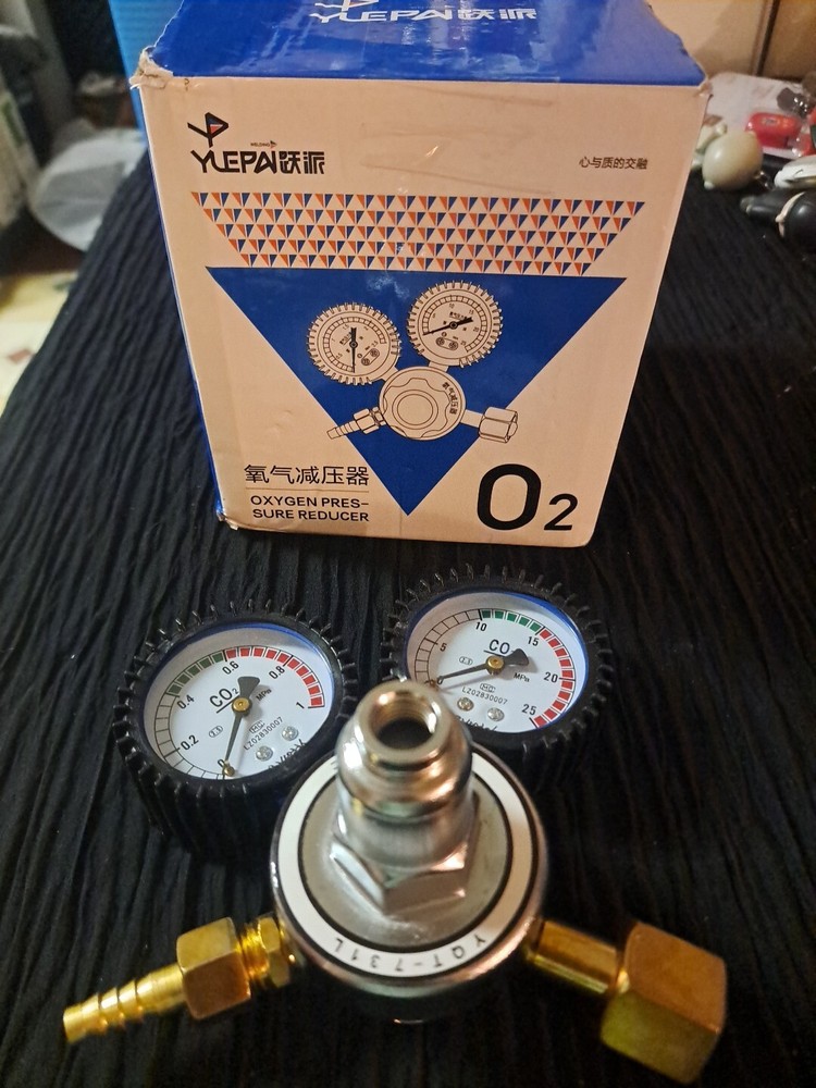 Accurate Brass Pressure Gauge Oxygen Pressure Reducer Acetylene Regulator-image
