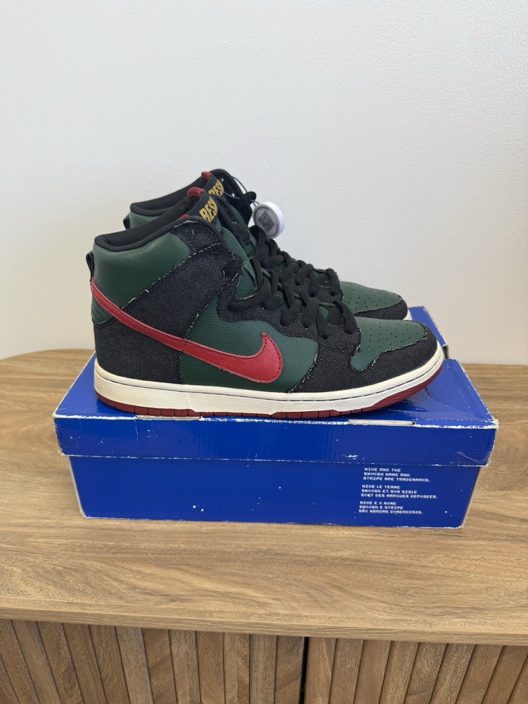 Men’s Size 9 Nike Dunk High SB  “Gucci” RESN With Original All Pre Owned W/box