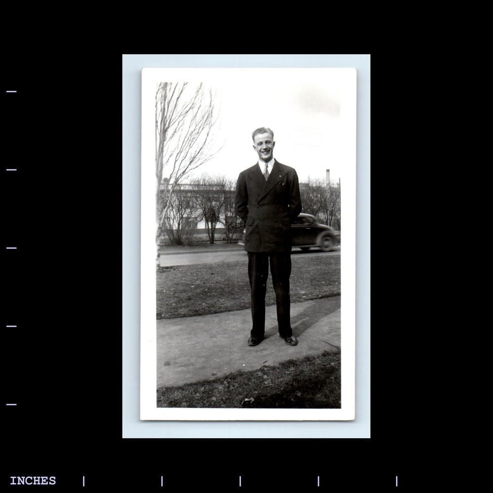 Old Vintage Photo MAN STANDING OUTSIDE SUIT CLASSIC CAR
