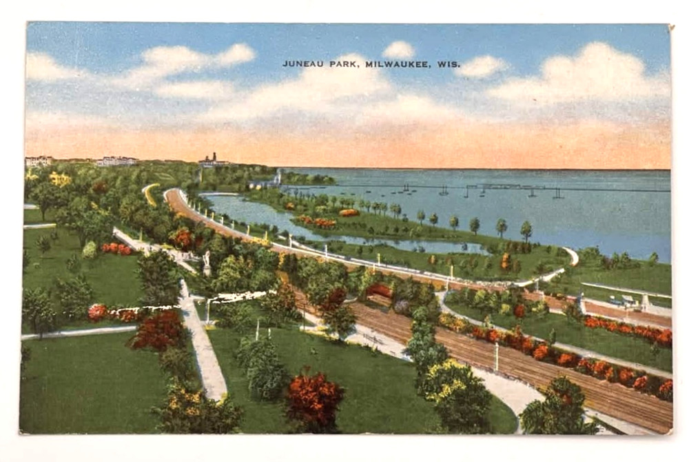 Juneau Park Milwaukee WI Lake Michigan Linen Postcard