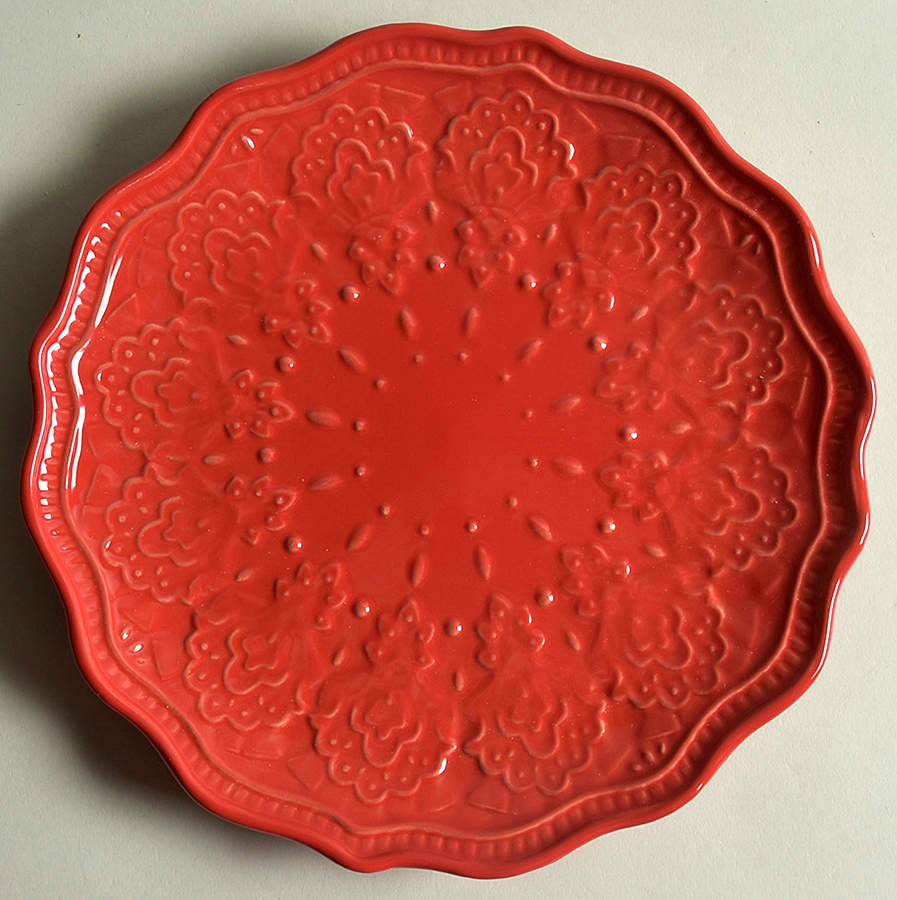Pioneer Woman Farmhouse Lace Red Salad Plate 11537365