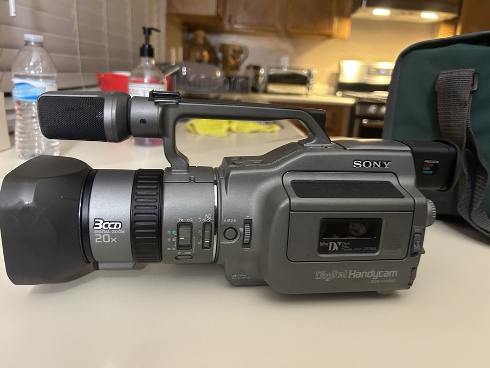 Sony Handycam DCR-VX1000 Good Condition Japanese