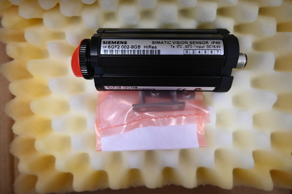 Siemens SIMATIC VS sensor head 6GF2002-8 GB vision sensor head IP40 original packaging