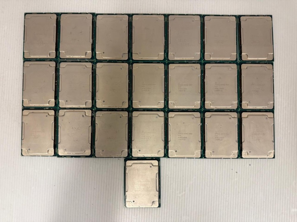 INTEL XEON SR3B6 2.4GHZ GOLD 20 Core Processor (LOT OF 22)