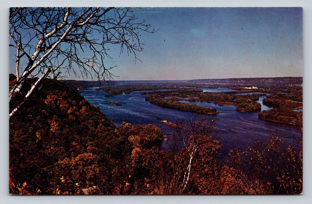 McGregor IA View Mississippi River From Pike's Peak State Park VINTAGE Postcard