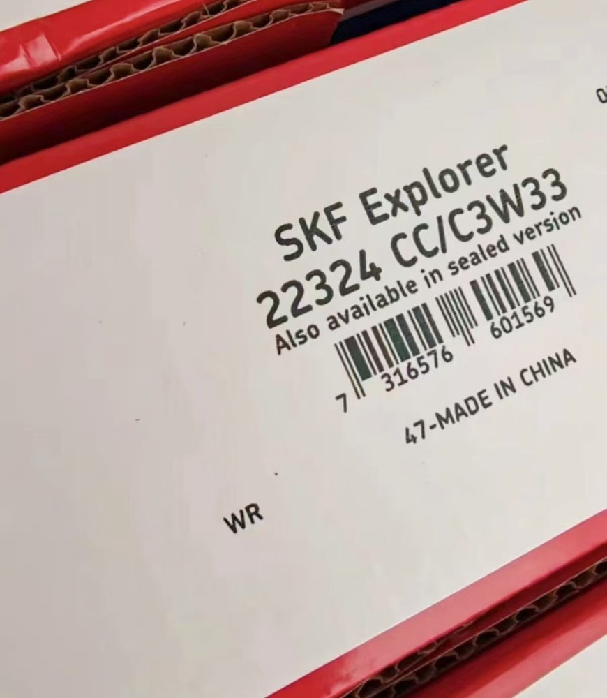 NEW SKF 22324 CC/C3W33 spherical roller bearing 1PCS #NN