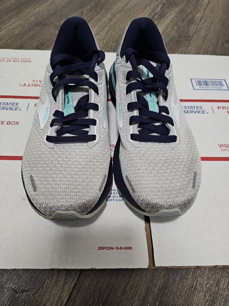 Brooks Adrenaline GTS 22 Running Shoes Grey/Peacoat/Aruba US Women 7.0